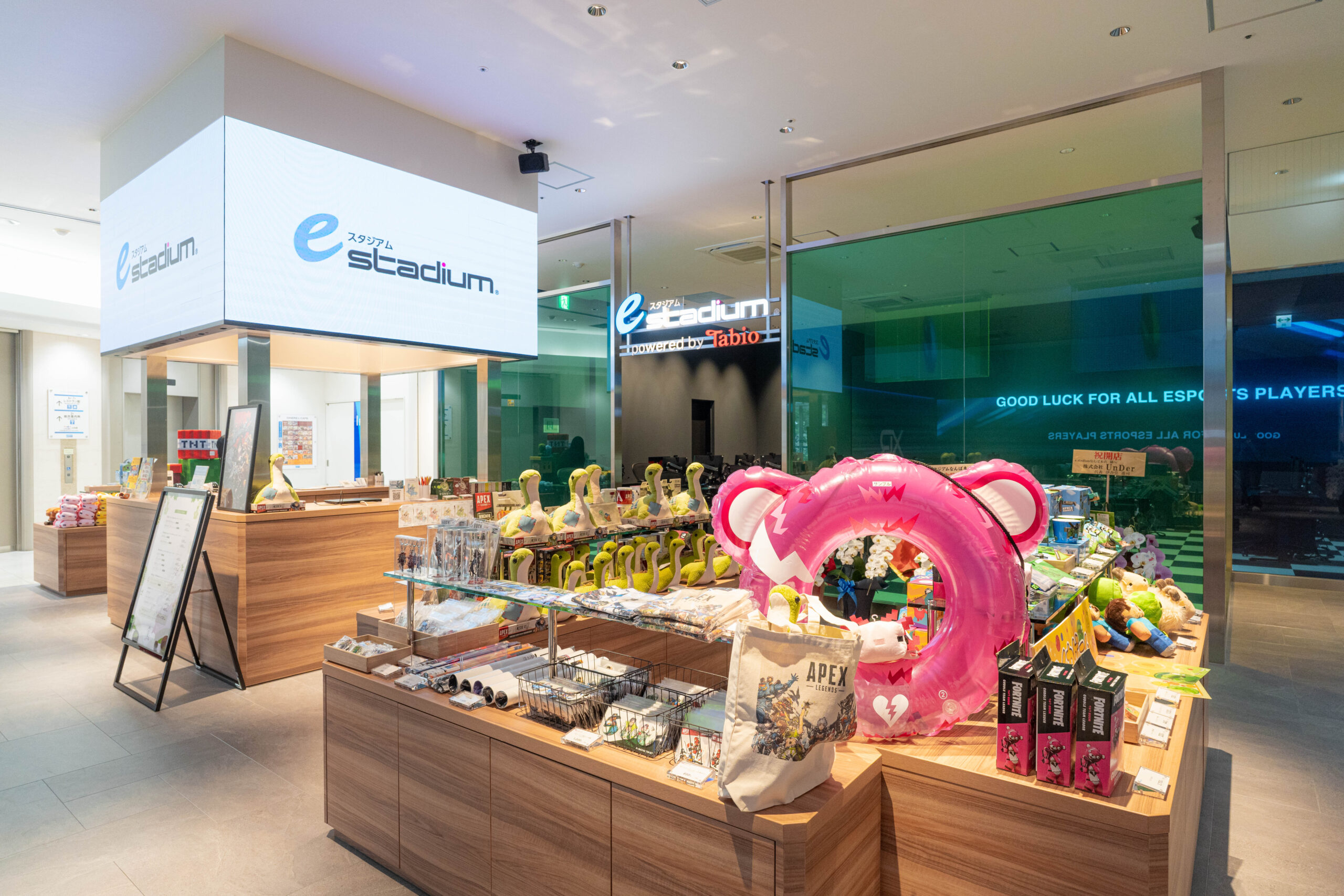 【eスタジアムなんば本店】新商品の入荷および売場の商品入れ替えを実施いたしました！